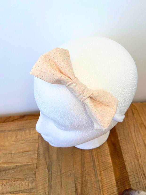 Baby headband with pink bow