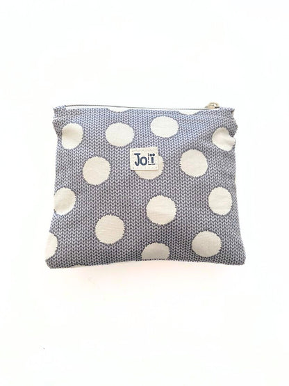 Petite pochette au tons de gris
