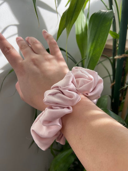 Scrunchie pour l'amour du rose