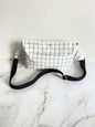 Sac banane rectangle carotter blanc et noir et gris